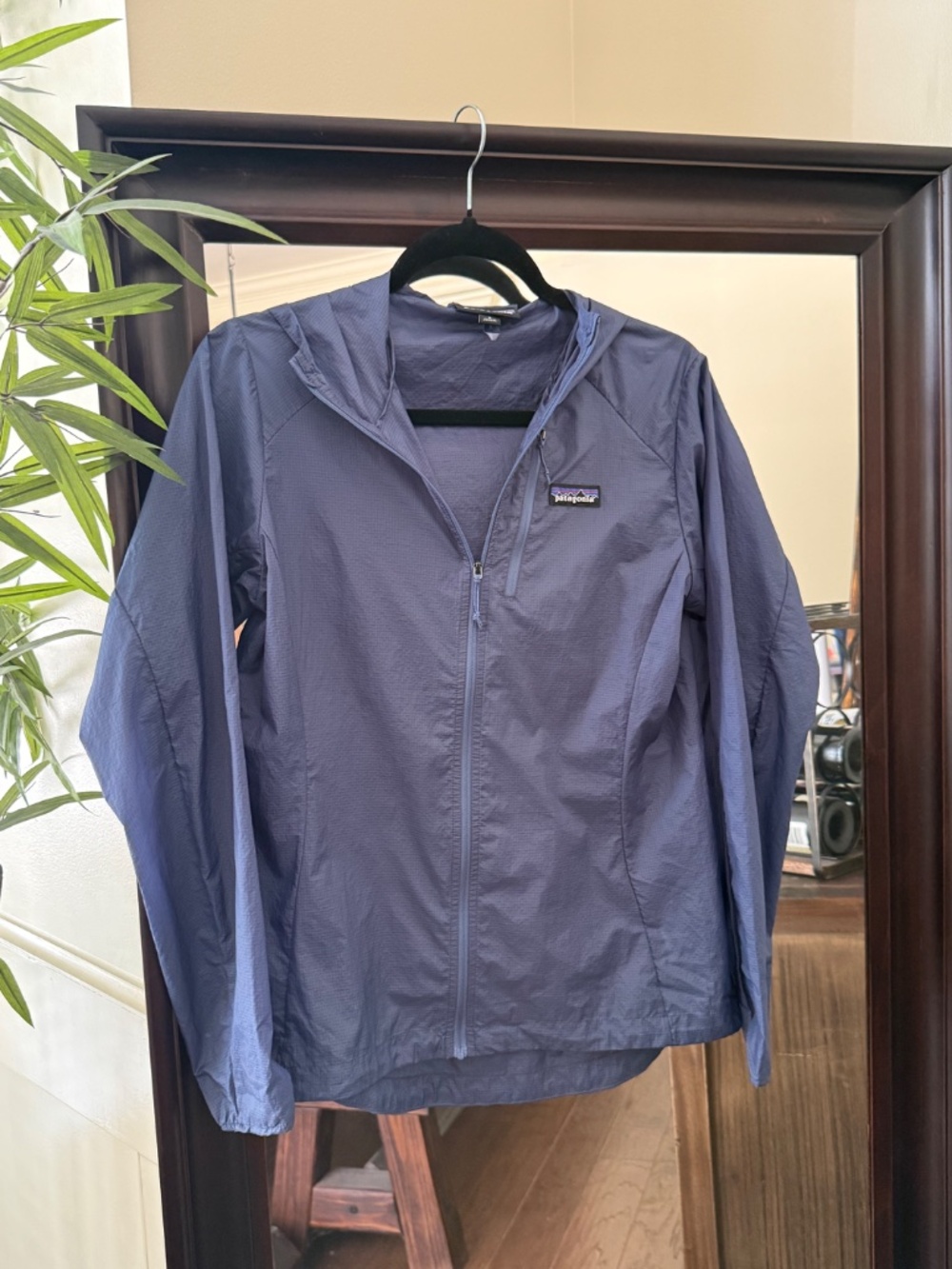 Patagonia Women's Houdini Jacket in Current Blue - Size Small
